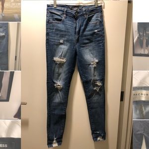 American Eagle highest rise jetting distressed